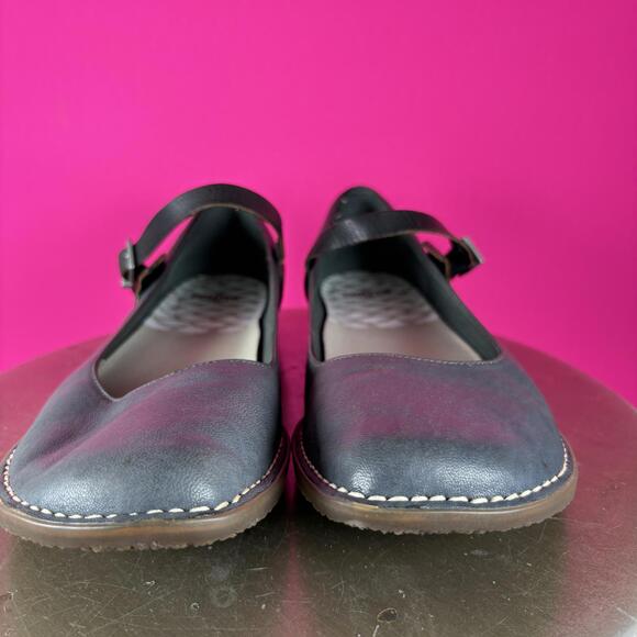 Camper Gray Leather Rounded Square Toe Mary Jane Flat Sz 39 - Picture 2 of 8